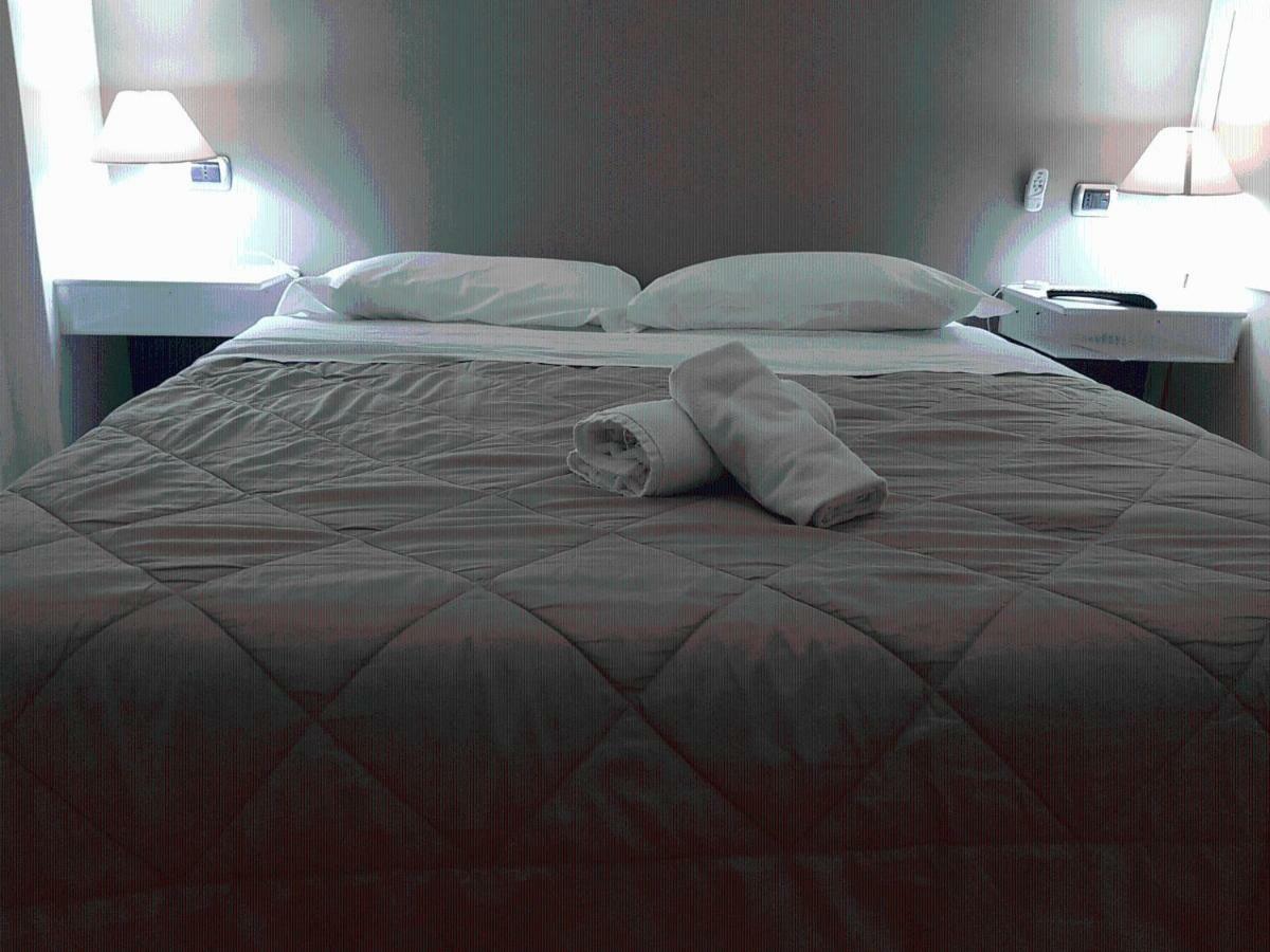 Rooms2Rent เรจโจ ดี คาลาเบีย ภายนอก รูปภาพ