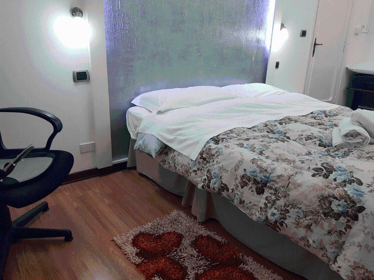 Rooms2Rent เรจโจ ดี คาลาเบีย ภายนอก รูปภาพ