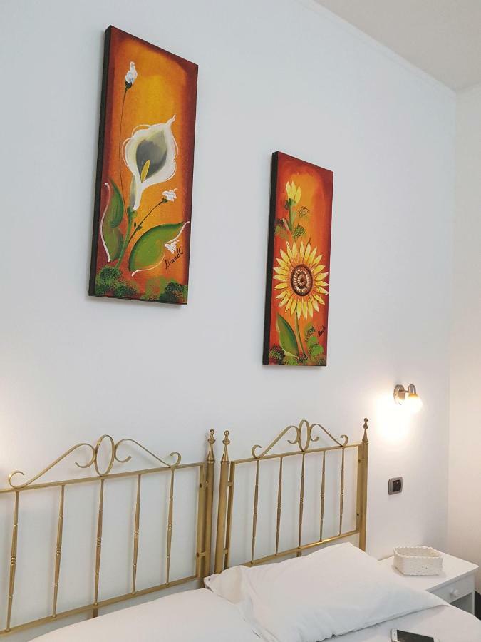 Rooms2Rent เรจโจ ดี คาลาเบีย ภายนอก รูปภาพ